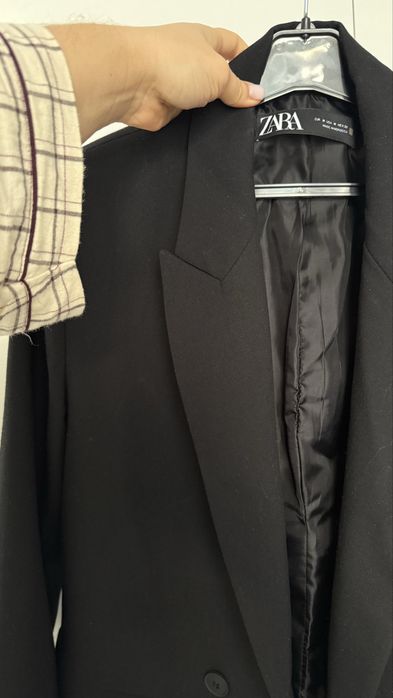Жіночій жакет Zara