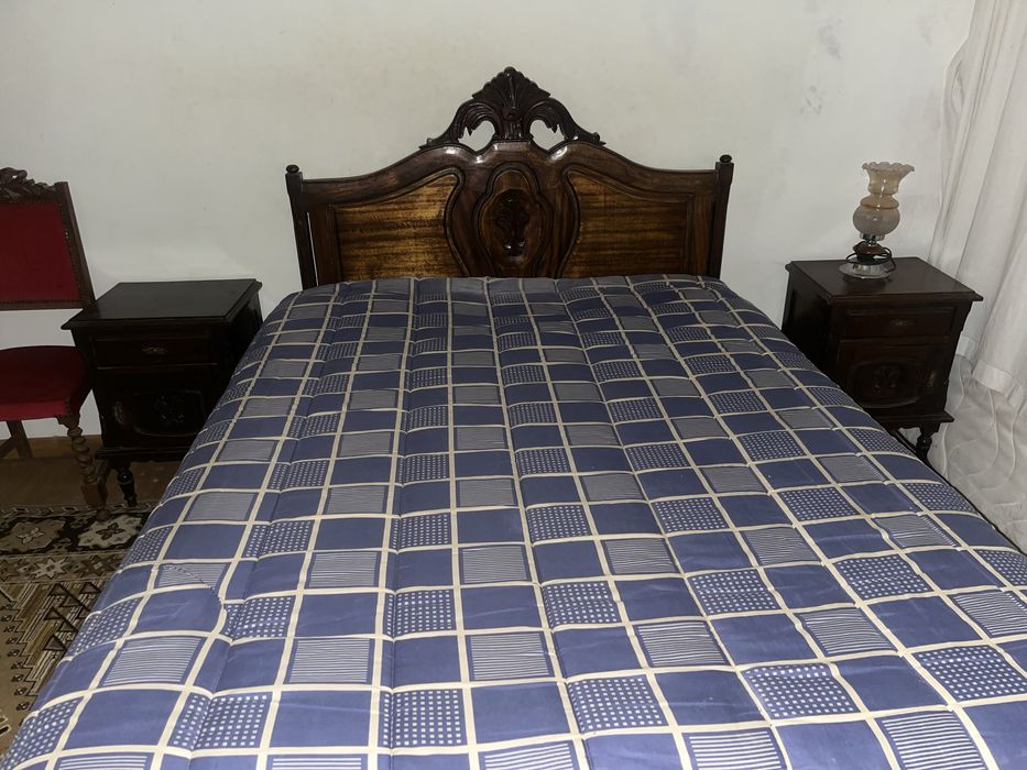 Cama madeira maciça