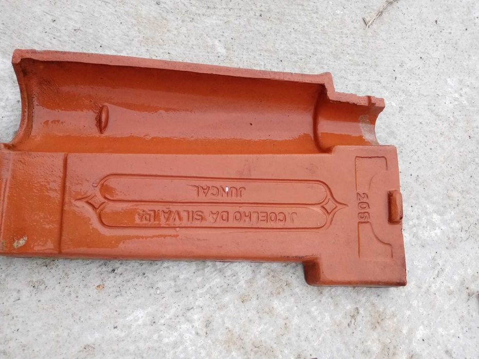 Telha Juncal - J. Coelho da Silva 20564176764219267120