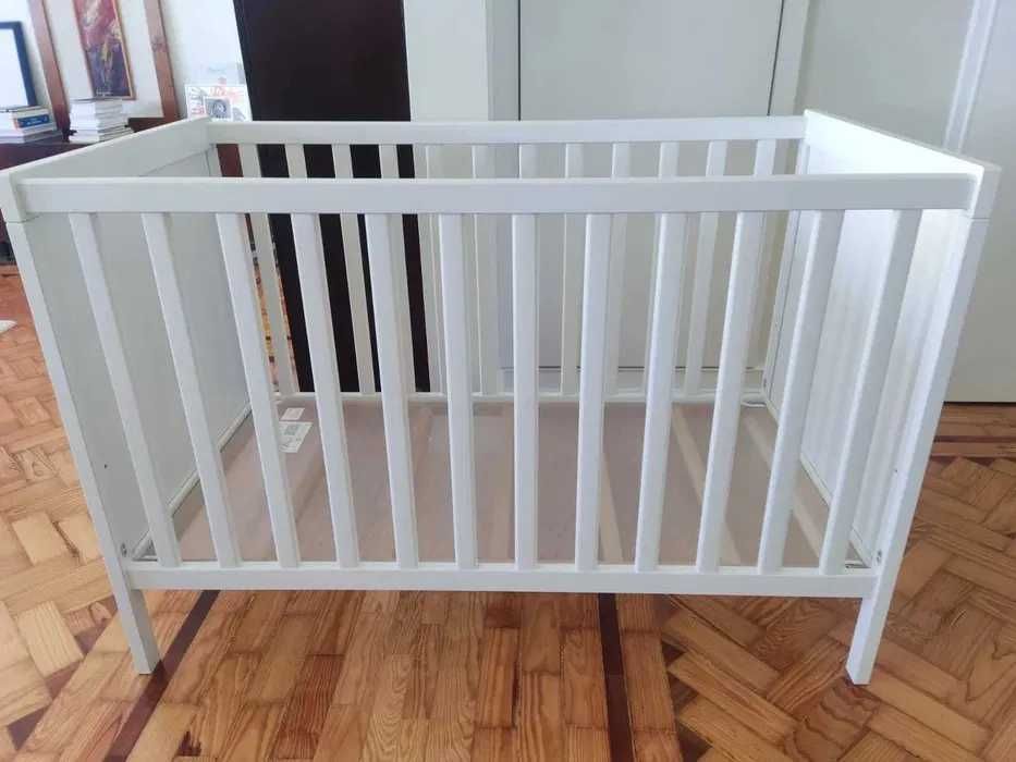 Berço IKEA Sundvik branco com colchão, 60x120
