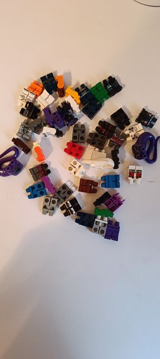 Elementy figurek LEGO duża ilość okazja