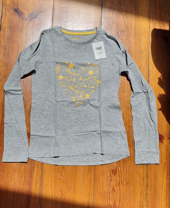 Camisola cinzenta Mo 12 anos nova