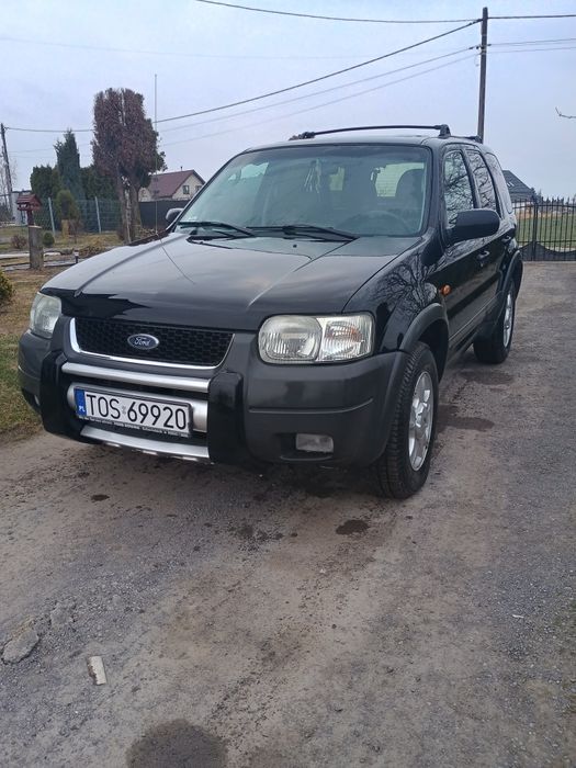 Sprzedam Ford Maverick 2.0 B+G 4×4