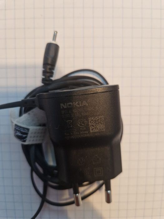 Зарядне, адаптер для телефону Nokia