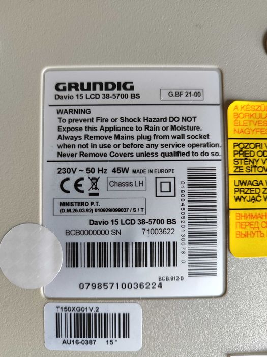 LCD TV Grundig Davio 15'' 38-5700 BS usado, mas em ótimo estado.