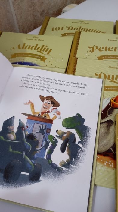 Coleção de 10 livros histórias da Disney