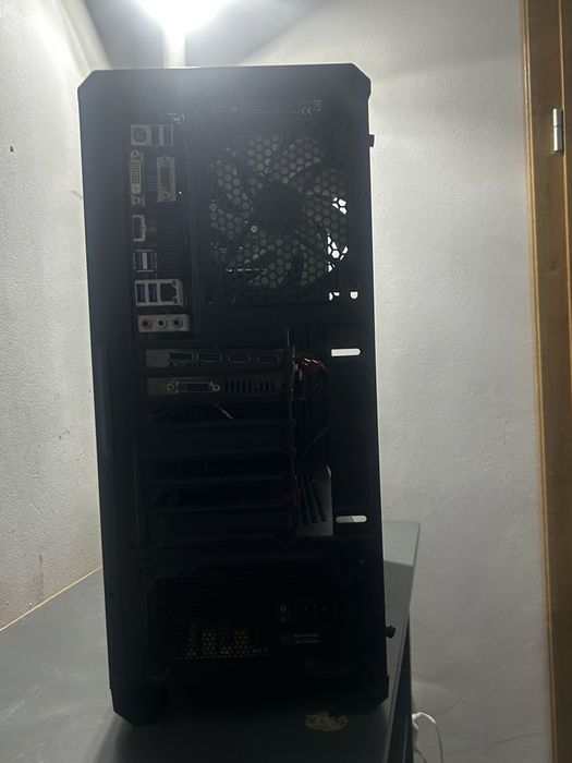 Komputer Gaming i3-8100 GTX 1060 3GB 8GB DDR4
