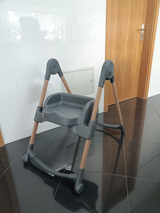 Cadeira de alimentação Maxi-Cosi