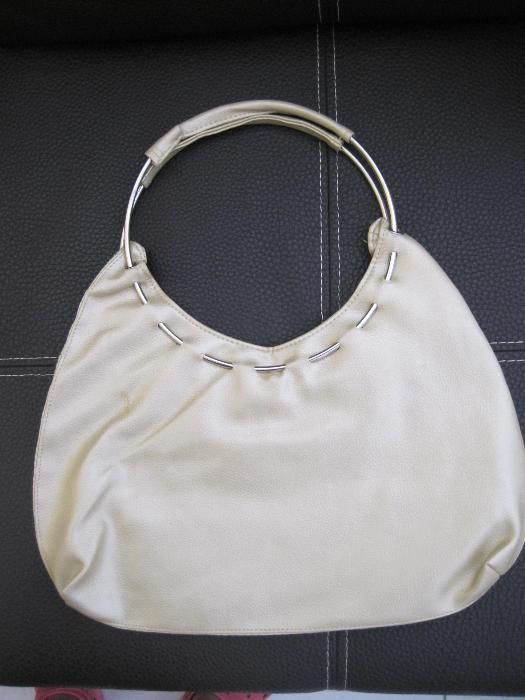 Mala dourada64584682512513121