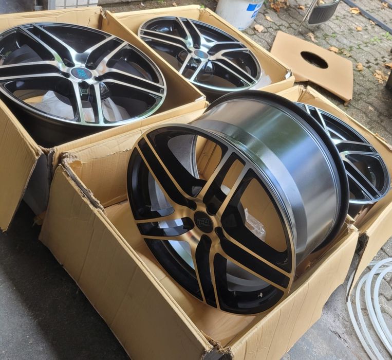 Nowe alufelgi ICW R20 5x114,3 ET55