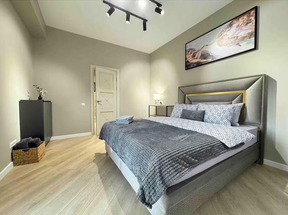 Квартира від ВЛАСНИКА подобово в Аркадії. ГЕНЕРАТОР. Укриття. 2+2+2.