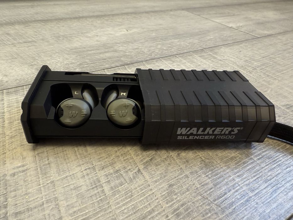 Активні захисні навушники Walker's Silencer R600 - Black: 5 000 грн ...