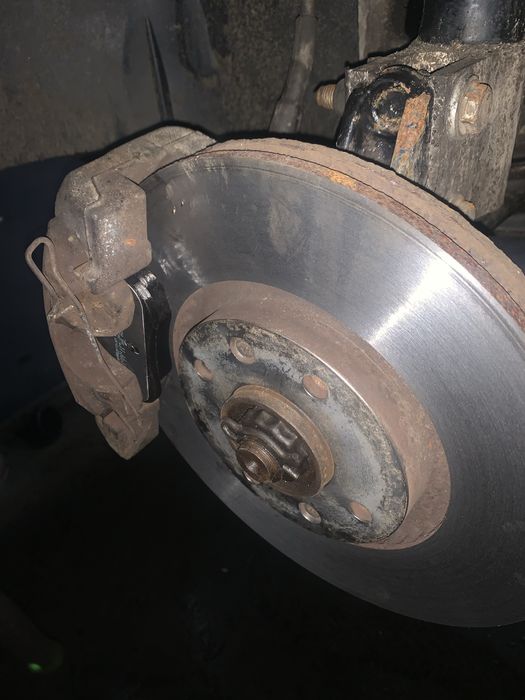 Проточка гальмівних дисків