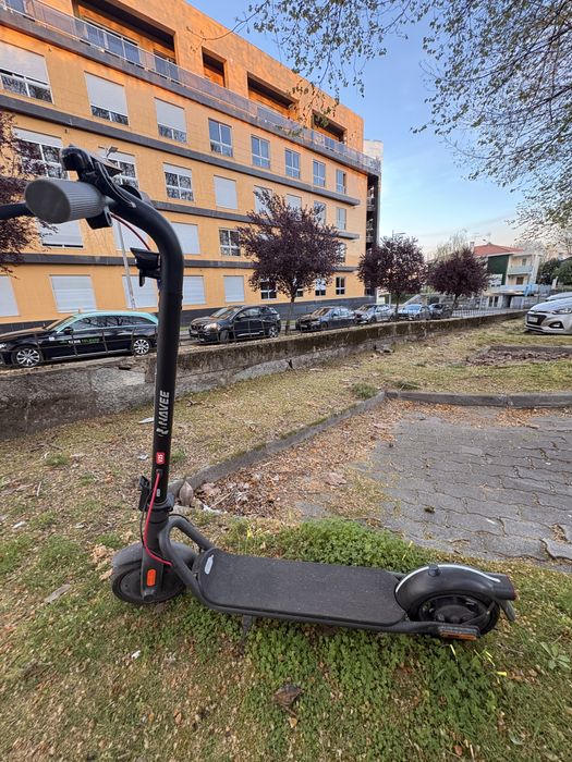 Trotinete Navee Nova