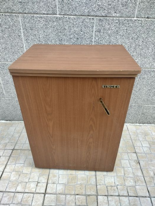 Máquina de costura Singer