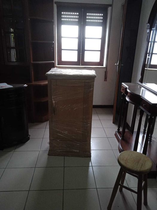 Movel em Faia Maciço novo (ref 39)