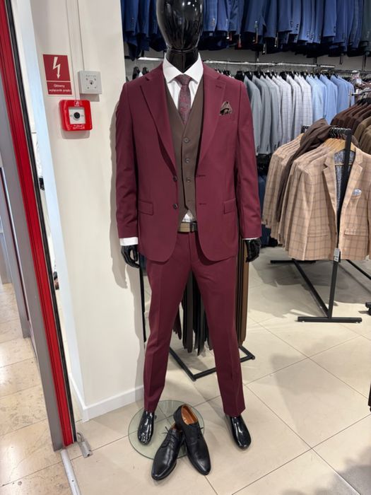 Garnitur bordo nowy