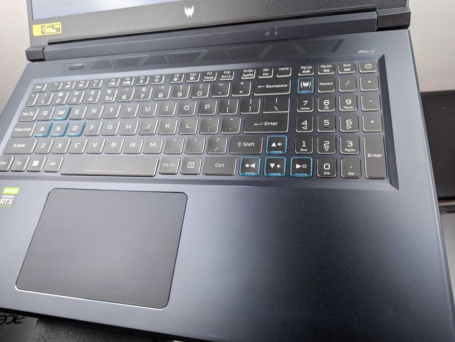 LAPTOP GAMINGOWY Acer Predator RTX 3050 i5-11400H 144hz 17,3 cali