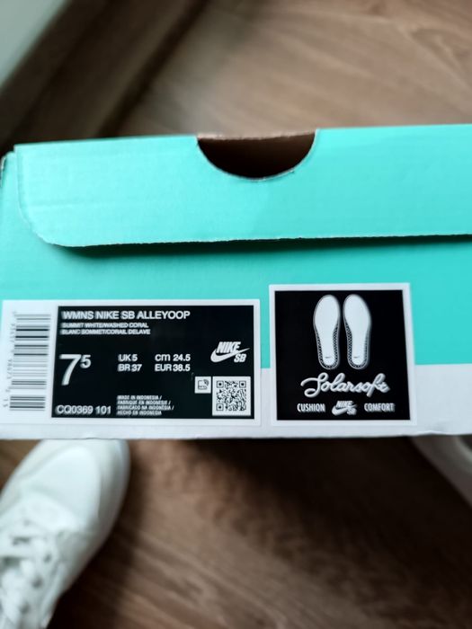 Buty Nike damskie SB Alleyoop r.38.5