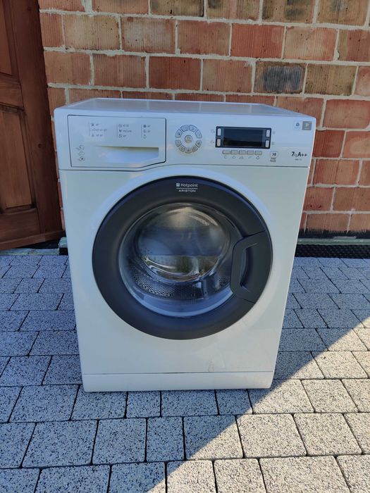 Pralka Hotpoint Ariston, model WMD 722B EU