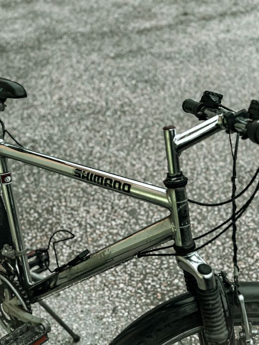 Bicicleta Shimano alumínio com amortecedor e guarda-lamas