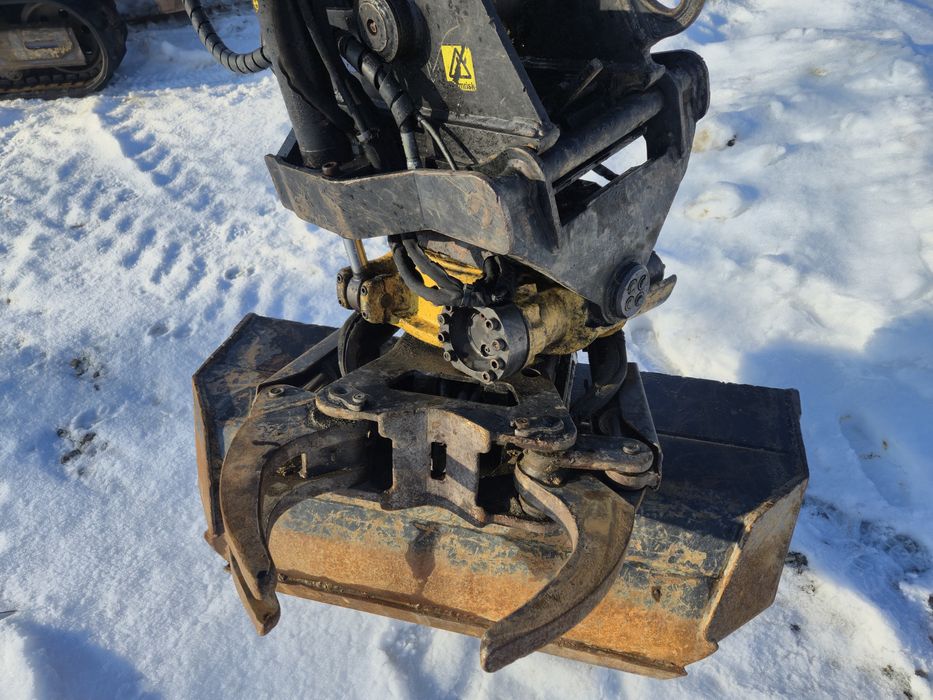 KOPARKA VOLVO ecr88d 2017 rotator ENGCON ze szczypcami