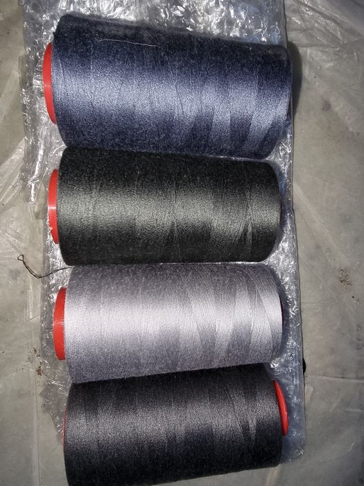 Нитки швейные 40/2. 4000 yrd