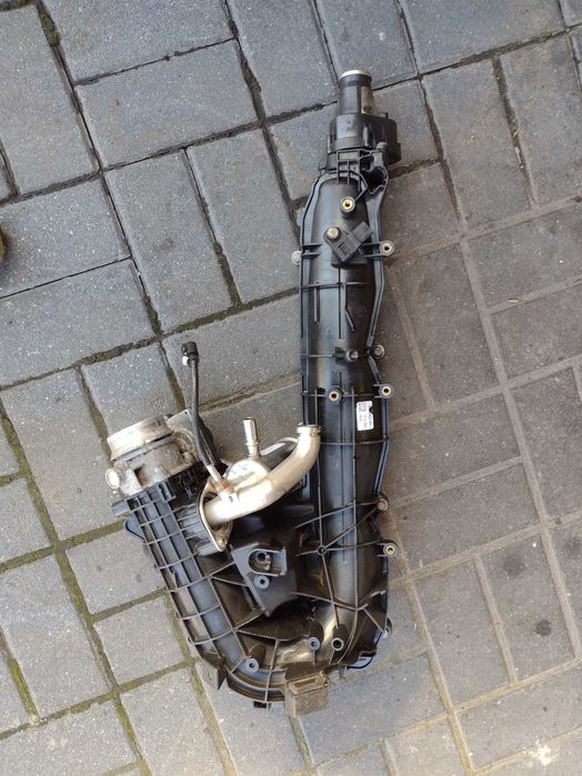 BMW N57 F10 530d 535D 299 KM F01 740D X5 E70 4.0D 306KM kolektor ssący