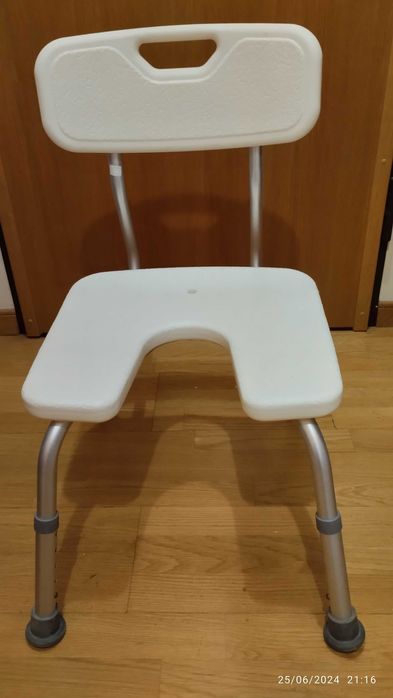Cadeira auxiliar para banho