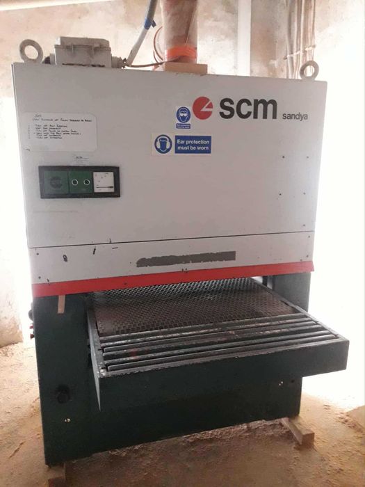 Szlifierka szerokotaśmowa SCM