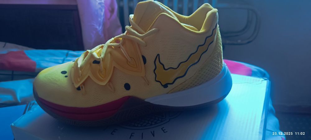 кроссовки nike kyrie 5 spongebob