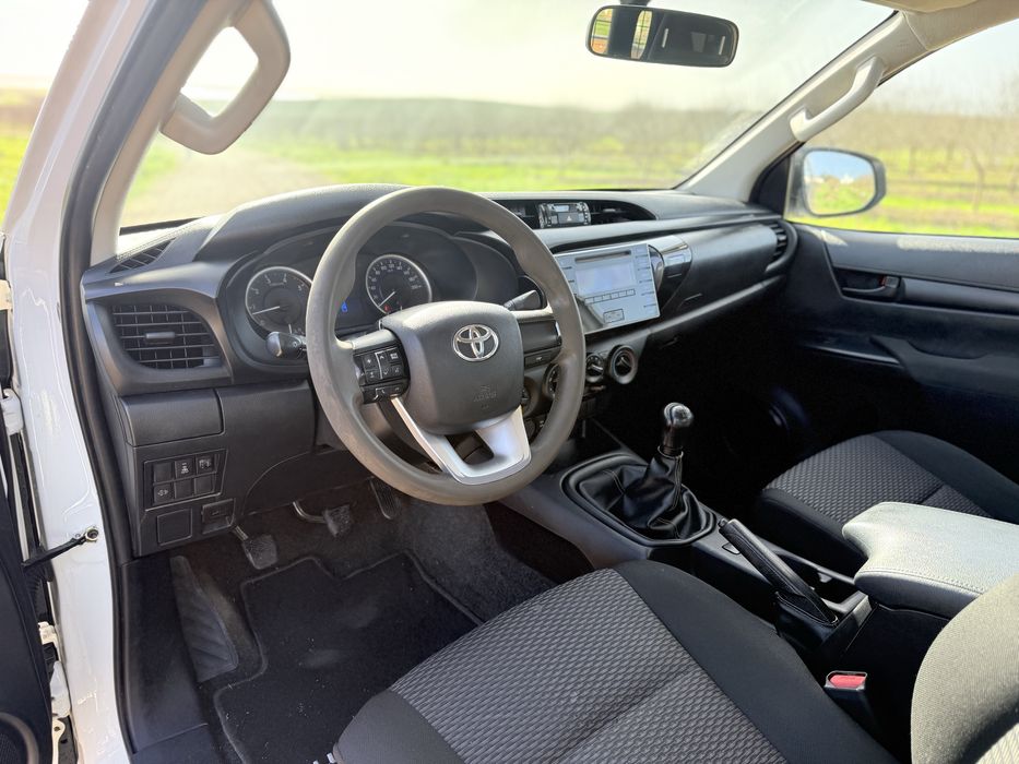 Toyota Hilux 2.4d - 4x4 c/iva