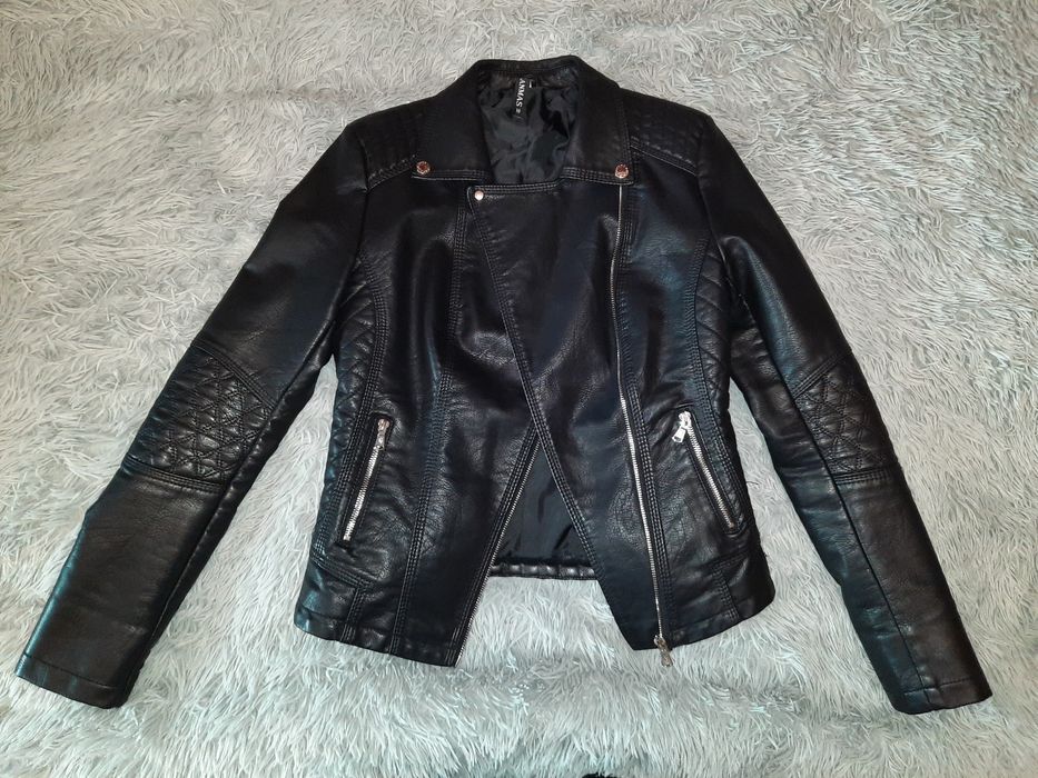 Женская кожанка из кожзам