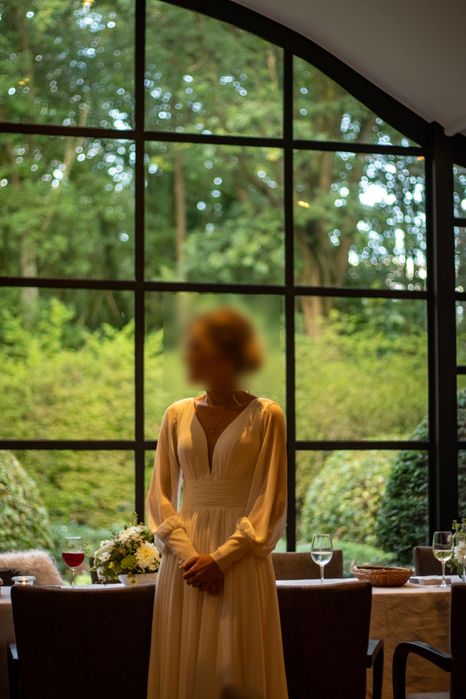 Suknia ślubna • długi rękaw • 34