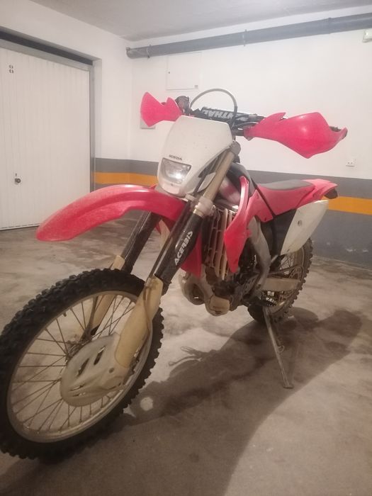 Vendo CRF250, Matriculada
