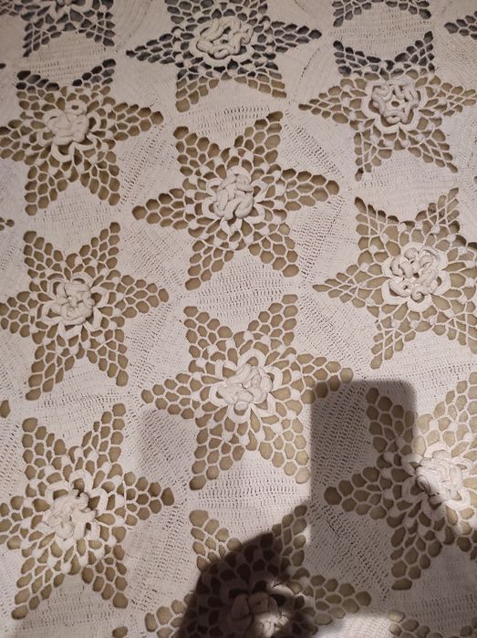 Vendo colcha em crochê, padrão em estrela
