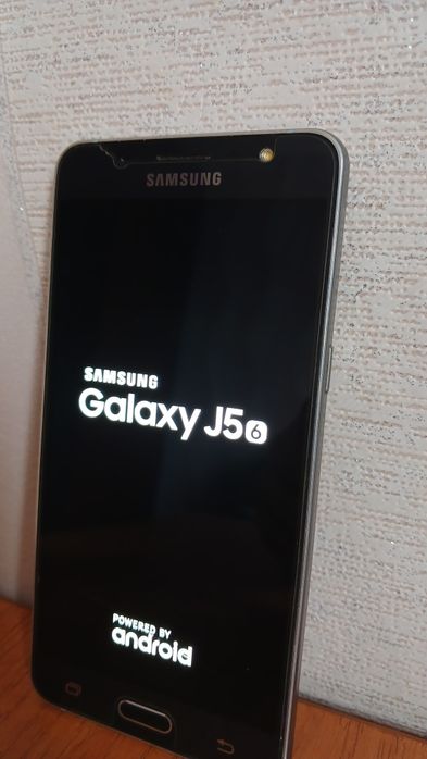 Продам Отличный Телефон Samsung Galaxy J510