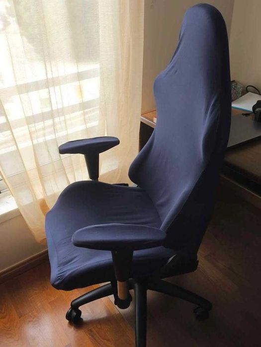 Cadeira ergonomica azul