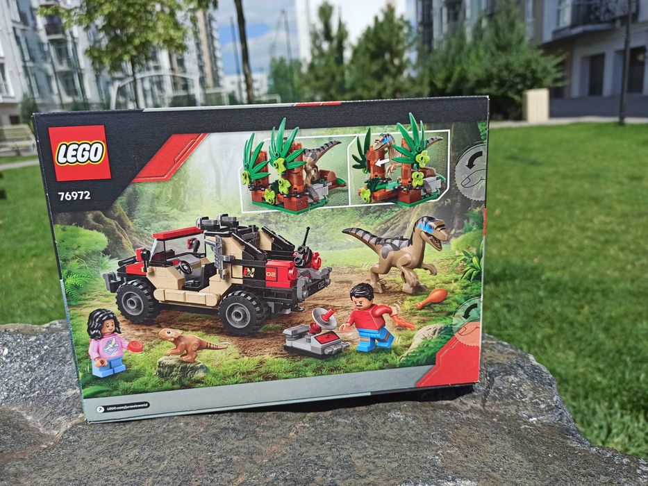 LEGO Speed Champions MoneyGram Haas F1® Team VF-24 77250, LEGO Jurassic World Втеча по бездоріжжю від раптора 76972/Нові, оригінал