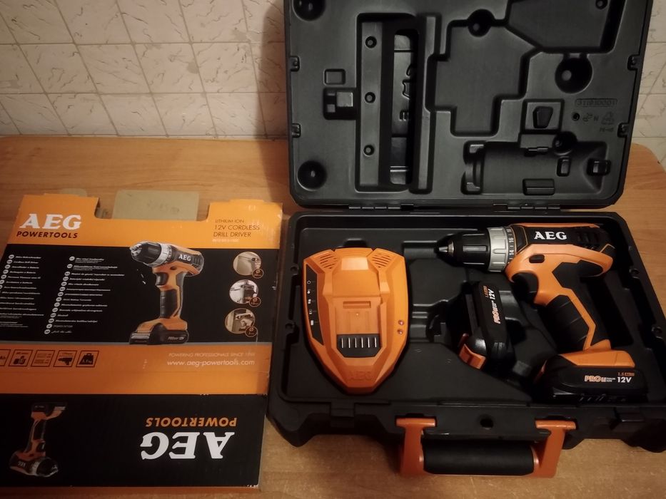 AEG 12v шуруповерт оригінал: 2 300 грн. - Електроінструмент Великі ...