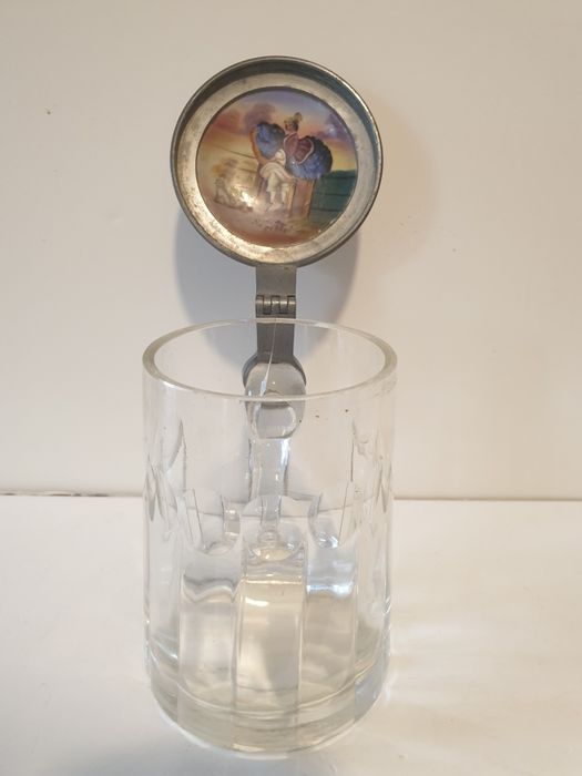 Antiga caneca de cerveja bávara com 2 imagens eróticas pintadas à mão