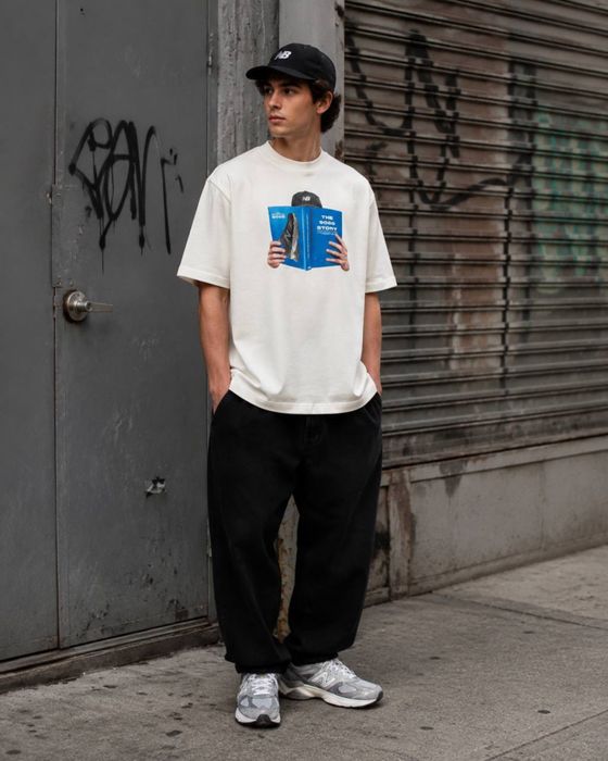 Оригінал. Футболка New Balance Story Book T-Shirt White. Нью беленс