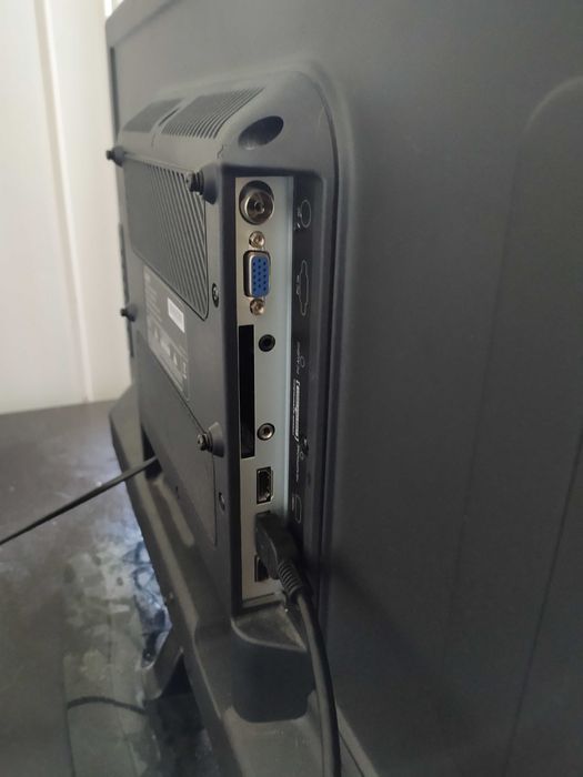 TV LCD LED Logik 29"