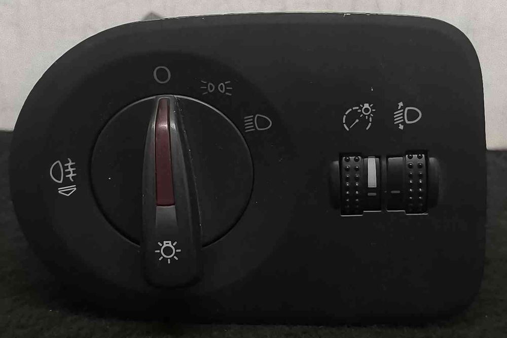 Manípulo de Luzes | SEAT