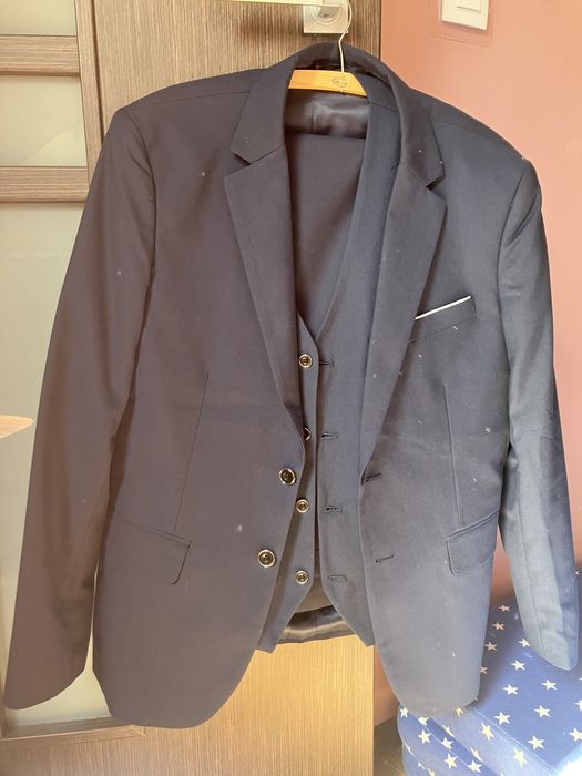 Nowy garnitur męski z kamizelką granat rozmiar L