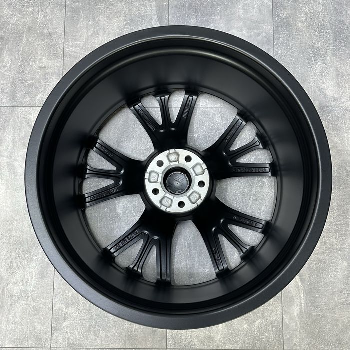 Оригінальні диски Audi Q8, SQ8 5х112 R21. 4M8601025S