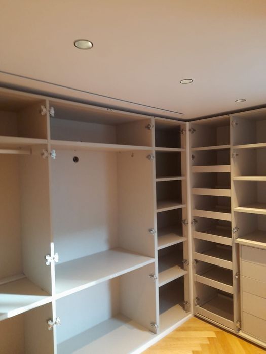 Mobiliário por medida & Projetos 3D de Interiores