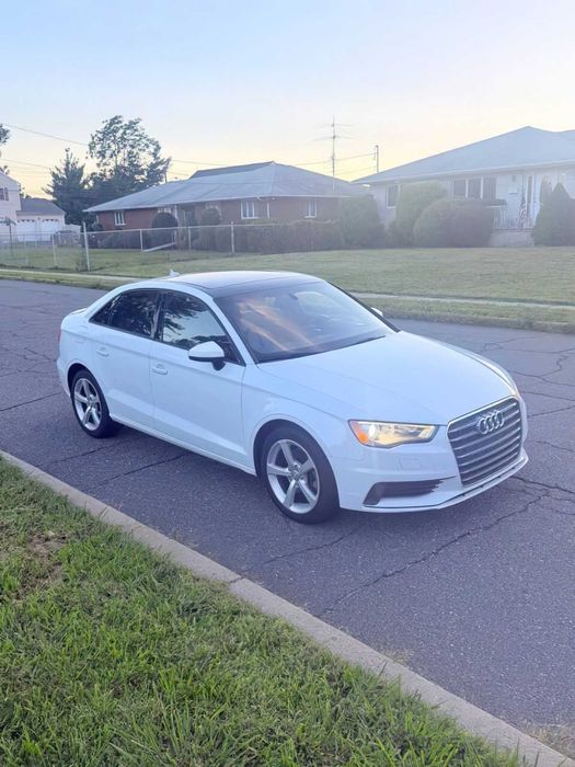 Audi A3      2015