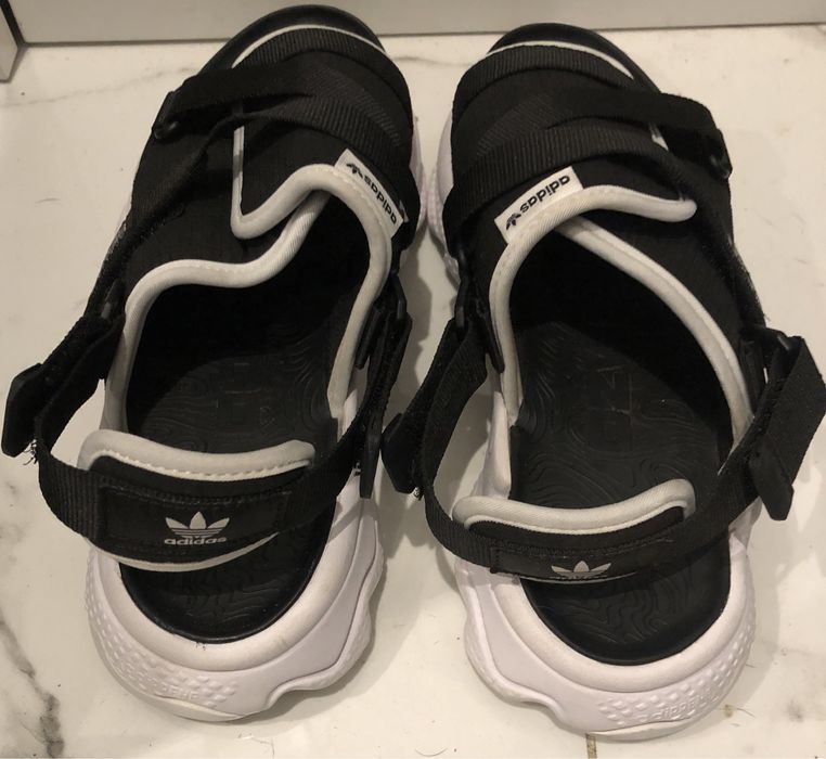 Adidas sandały uk 6 fr 39 1/2 lecz 38,5 czerń z bielą