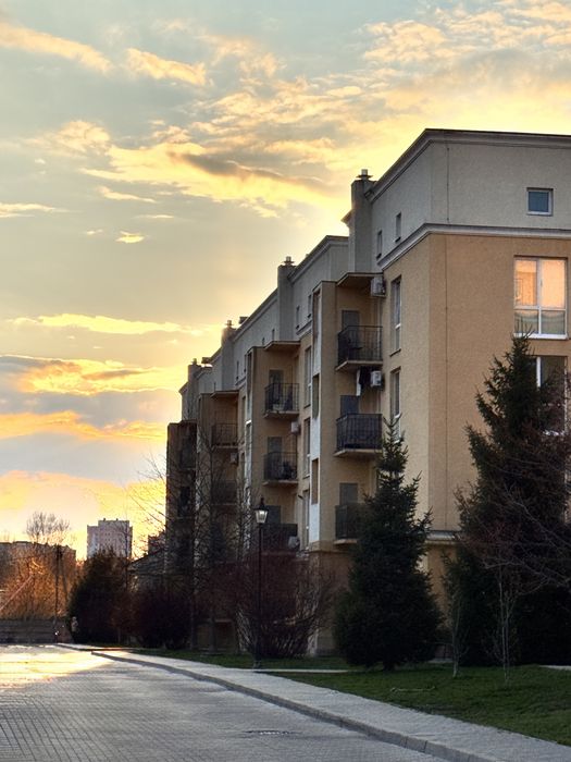 ЖК Солнцтаун, 3к квартира площею 78 кв.м. 2 паркомісця